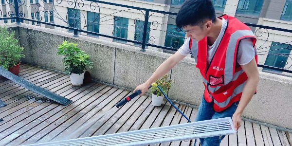 上海中央空调每年首次用须保养吗？