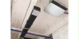 螺杆式与离心式冷水机组选择指南