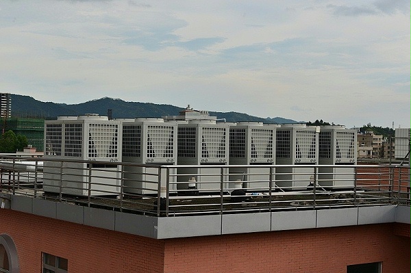 酒店空气能热泵